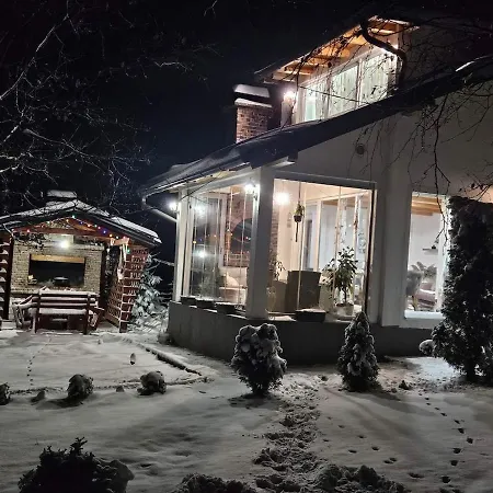 Mountain House Brutusi 18 *