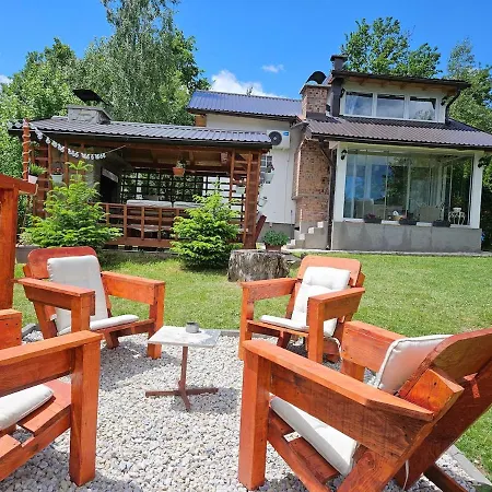 Mountain House Brutusi 18 Apartman *