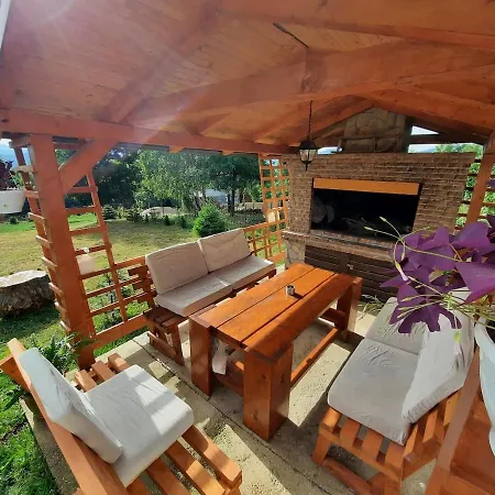 Apartman Mountain House Brutusi 18 *